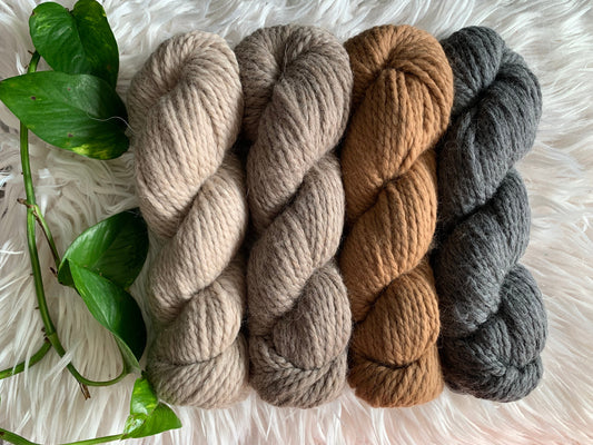 Farm Lovers- Undyed Eco Baby Alpaca (Worsted)